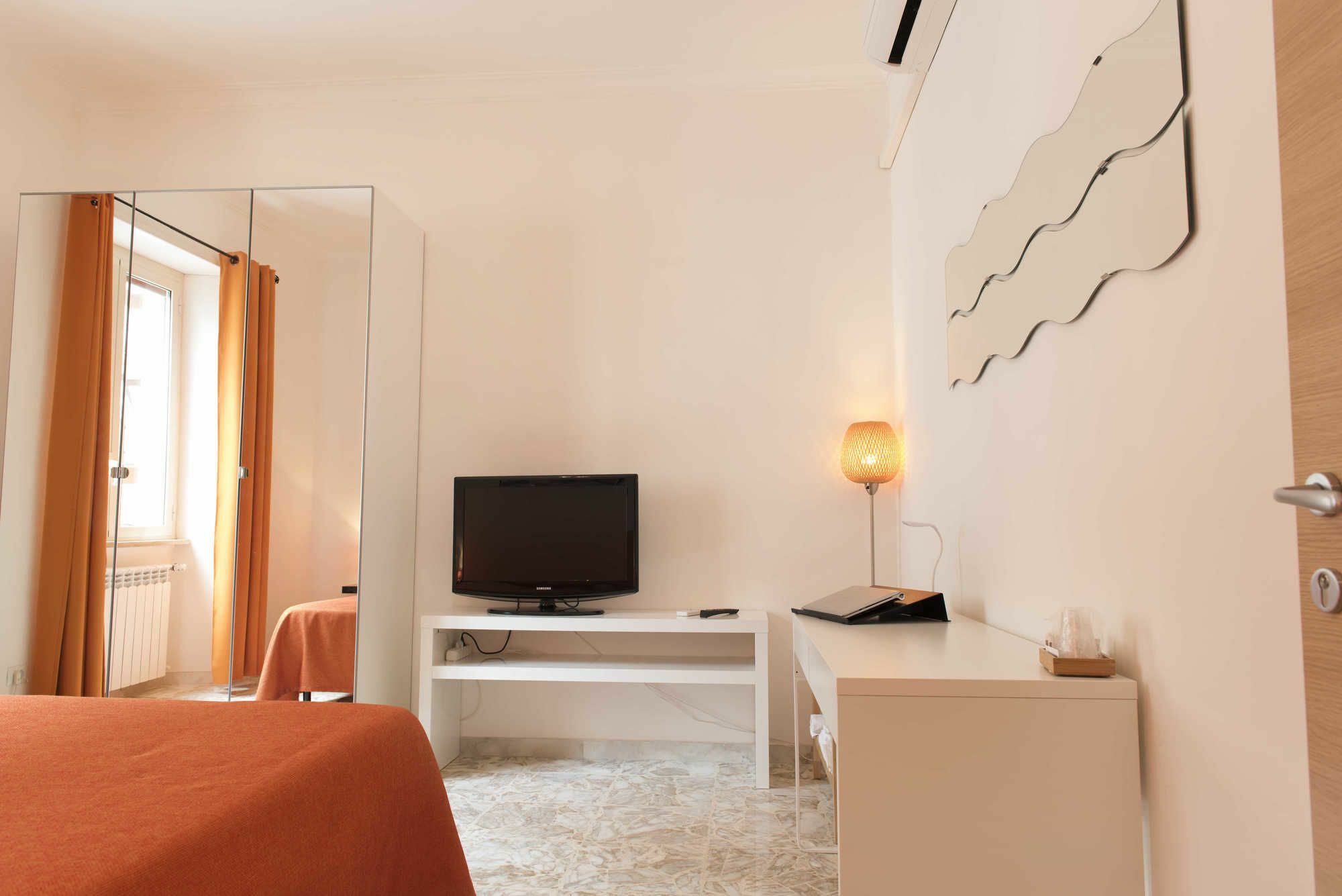 Michelangelo Apartment شيفيتافيكْيا المظهر الخارجي الصورة
